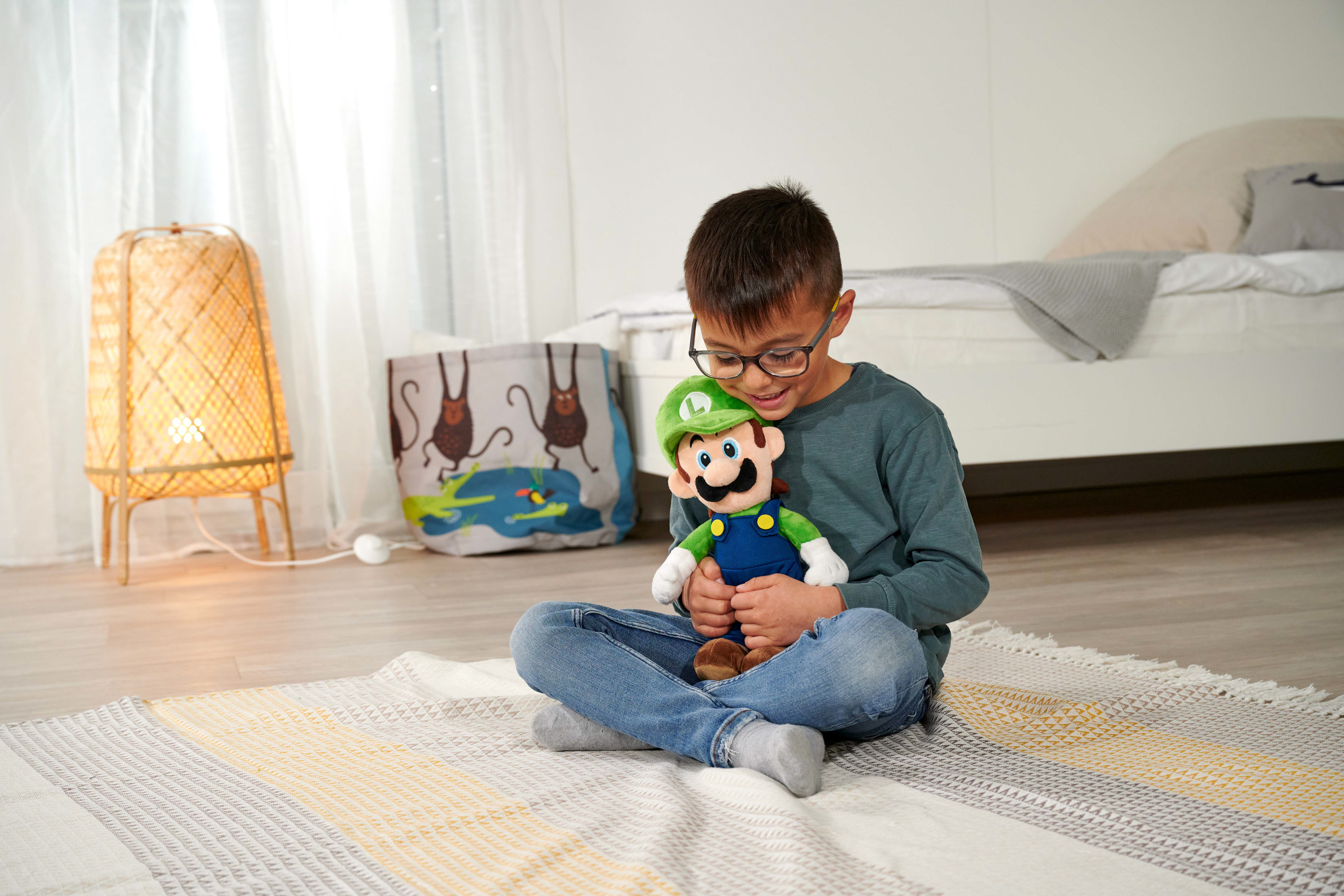 Super Mario - Luigi - Plüsch 30 cm Super Mario - Luigi - Plüsch 30 cm